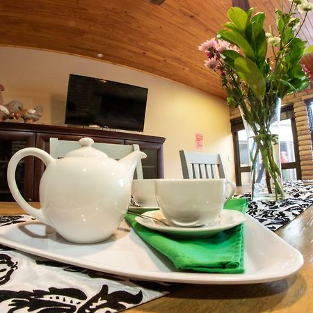 Meransha Self Catering Cc Walvis Bay Exteriör bild