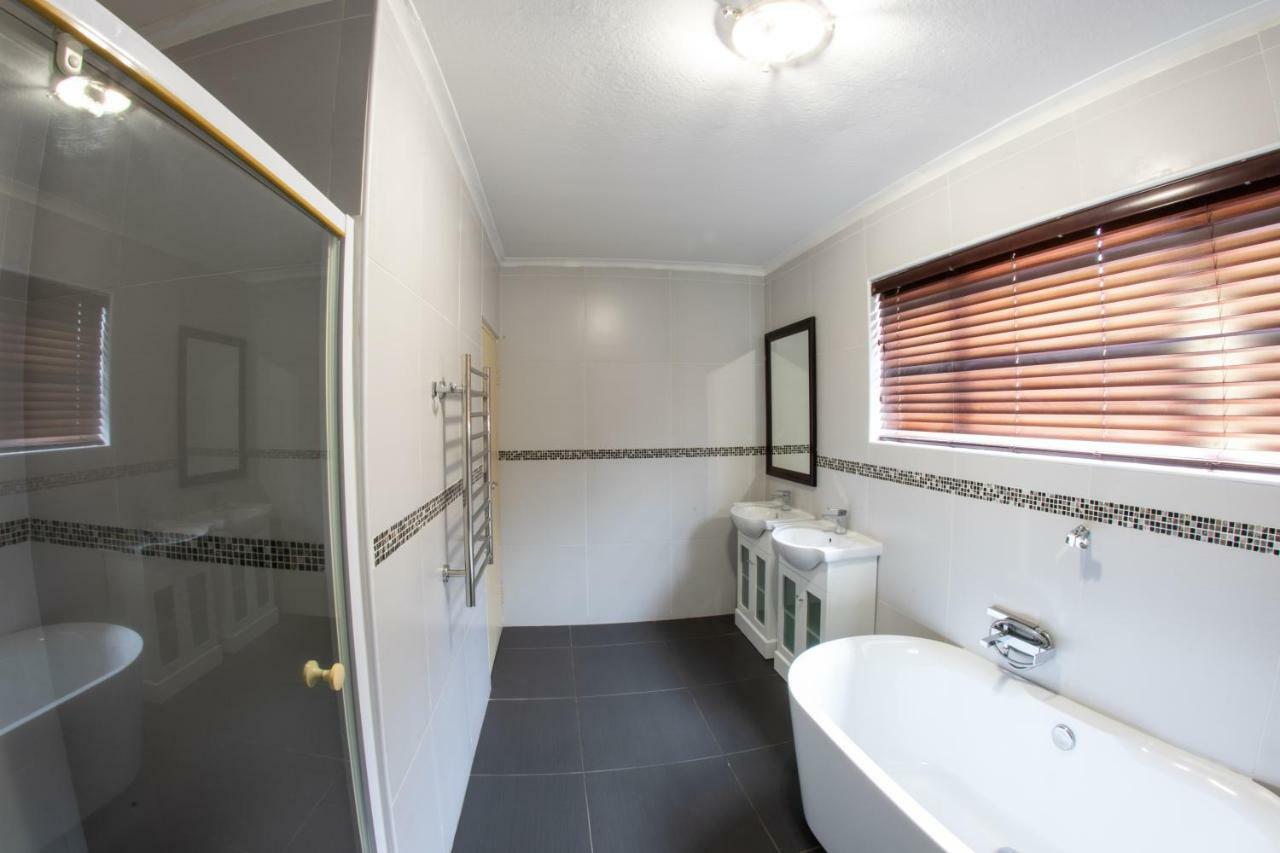 Meransha Self Catering Cc Walvis Bay Exteriör bild
