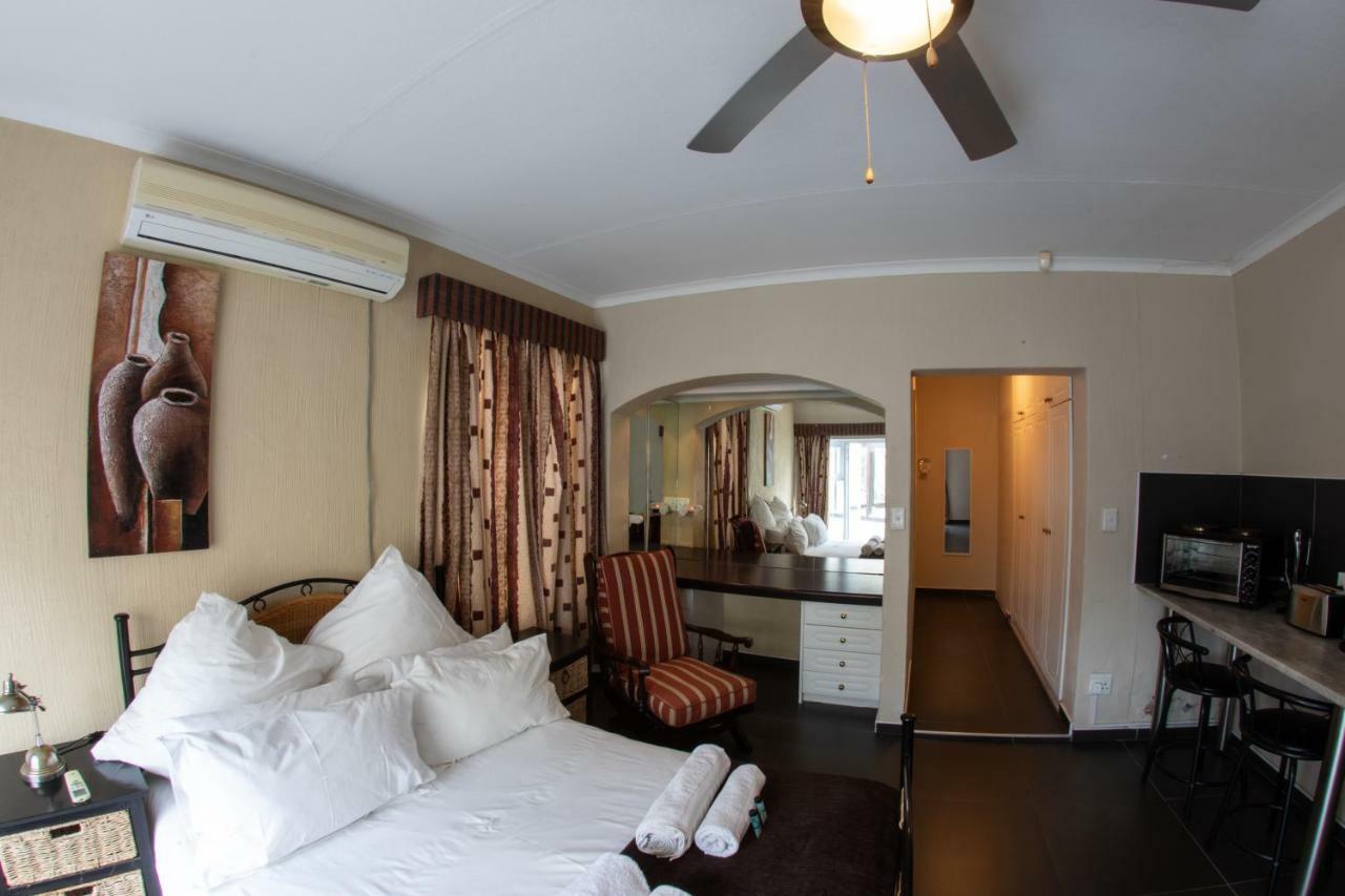 Meransha Self Catering Cc Walvis Bay Exteriör bild