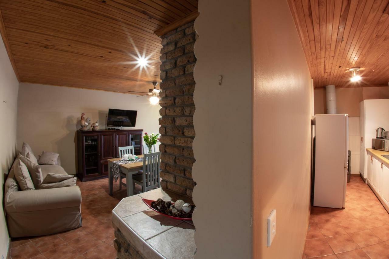 Meransha Self Catering Cc Walvis Bay Exteriör bild