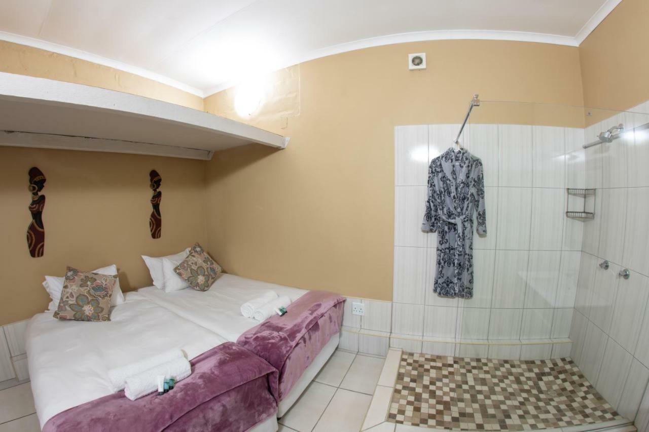 Meransha Self Catering Cc Walvis Bay Exteriör bild