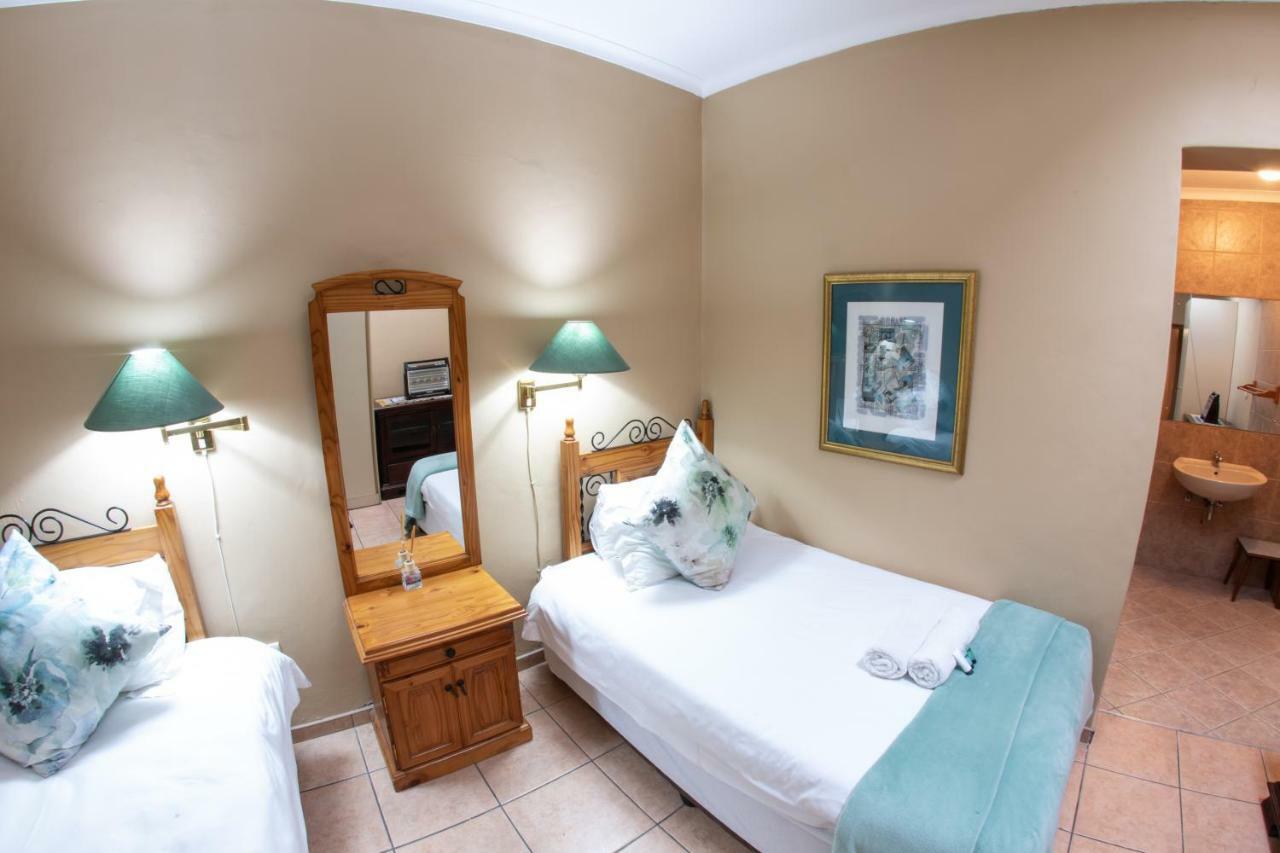 Meransha Self Catering Cc Walvis Bay Exteriör bild
