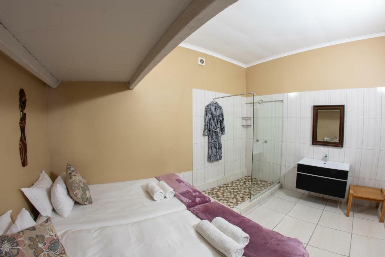 Meransha Self Catering Cc Walvis Bay Exteriör bild